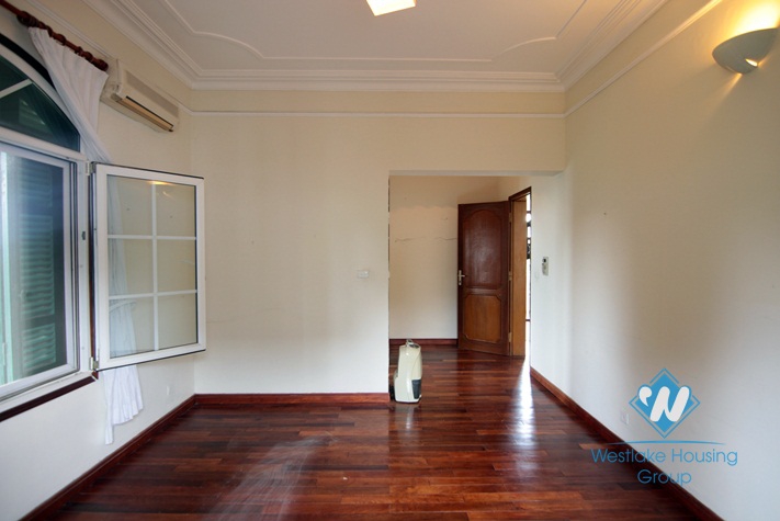 French villa with large yard and garden for rent in Tay Ho, Hanoi